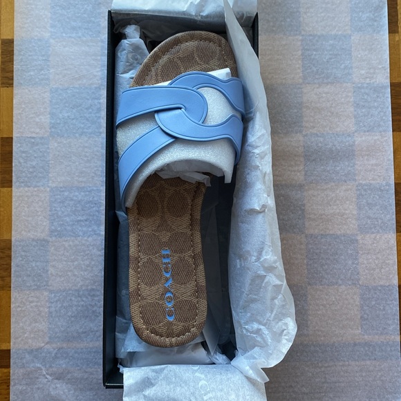 COACH Essie Sandals - Picture 4 of 6